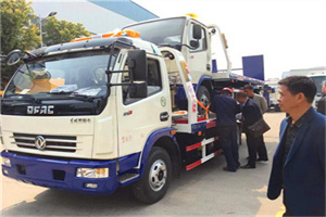 忠县汽车道路救援拖车价格